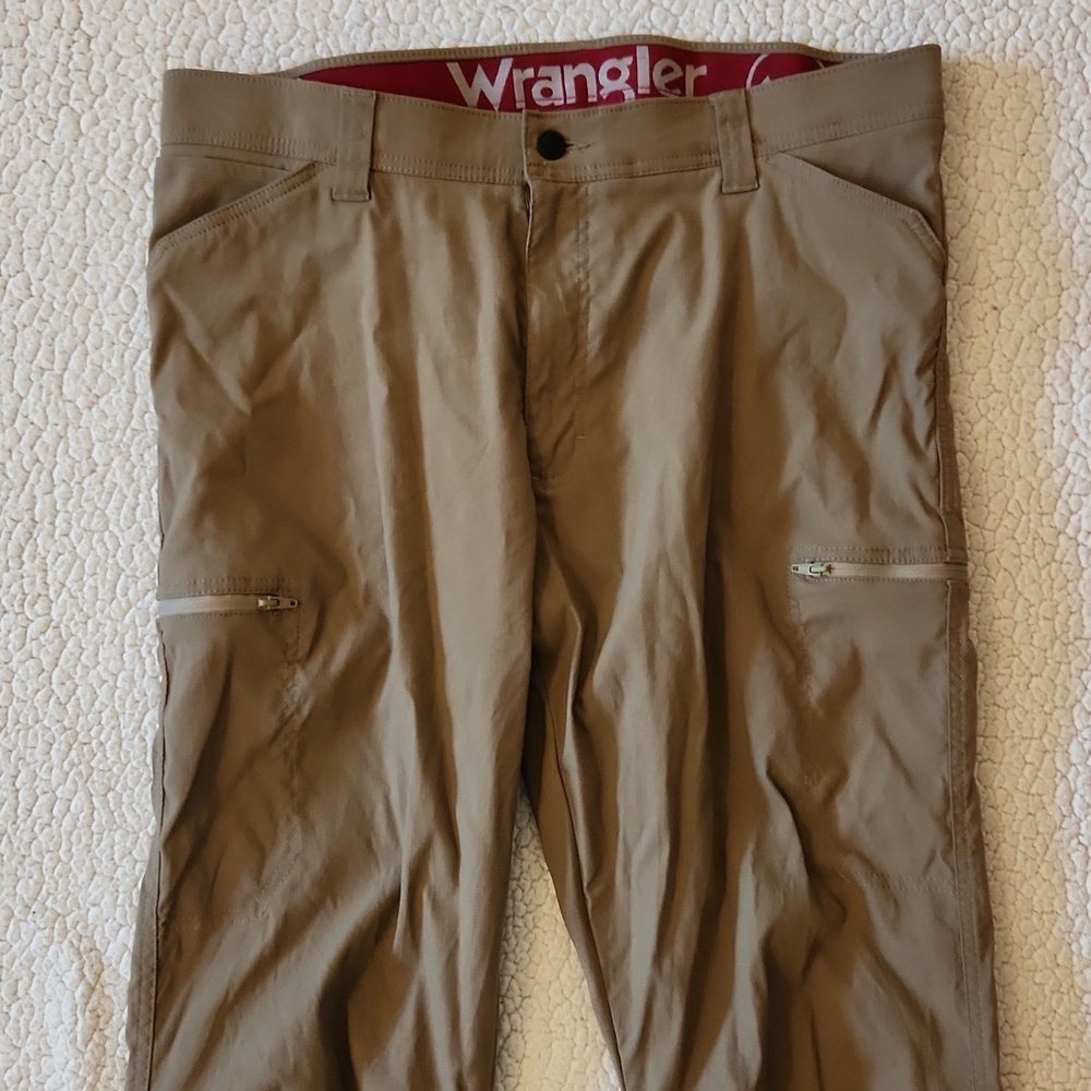 Wrangler Outdoor Performance Flex Fit Duo Dry Straight Leg Khaki Pants Gorpcore - Picture 2 of 12